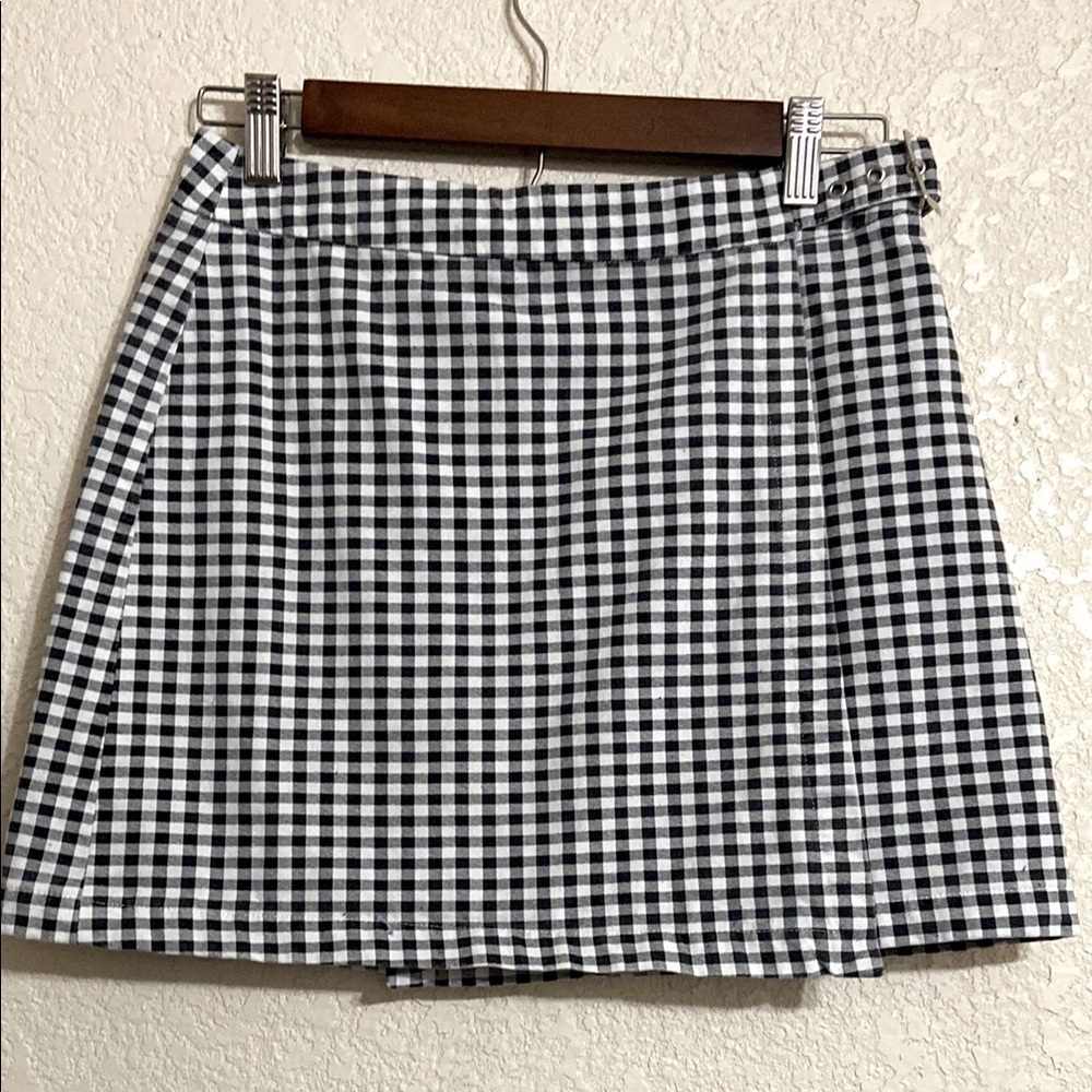 Forever 21 Girl plaided Skirt